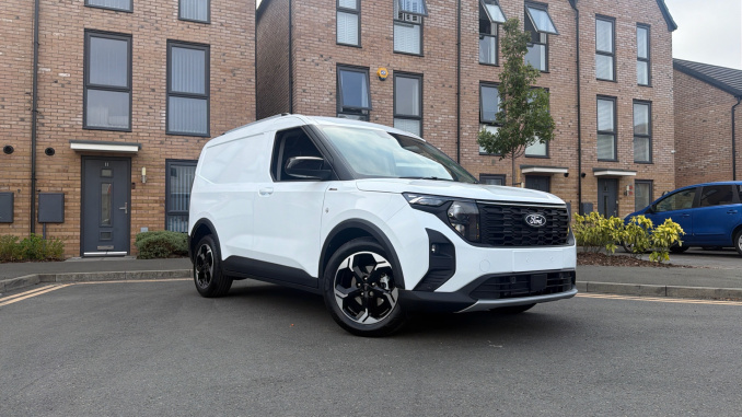 Ford Transit Courier Diesel 1.5 EcoBlue Limited Van - Image 32